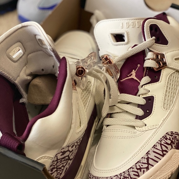 Jordan - Picture 2 of 2